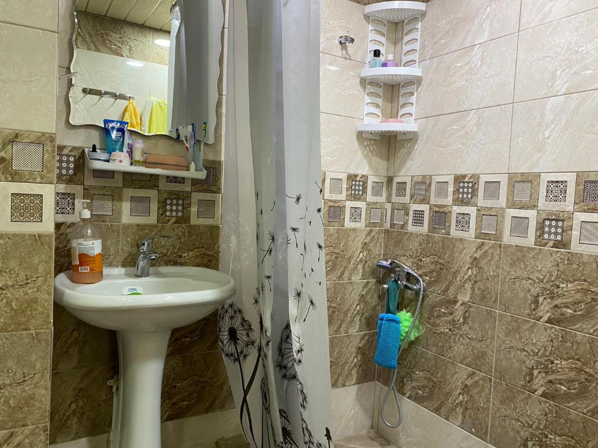 דיליג'אן Lovely 2-Bedroom Apartment Near Ayb School מראה חיצוני תמונה